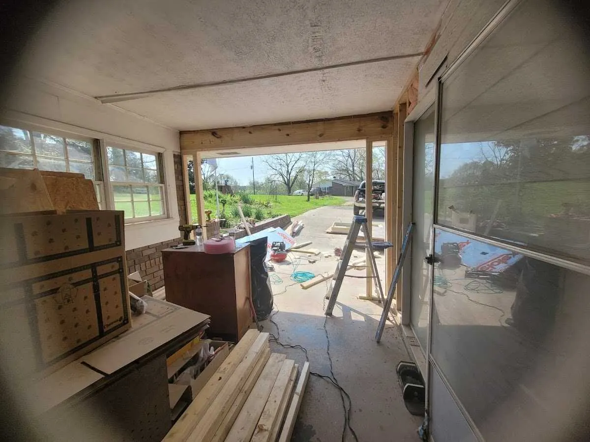 Air movers and dehumidifier for Drying & Dehumidification in Longview